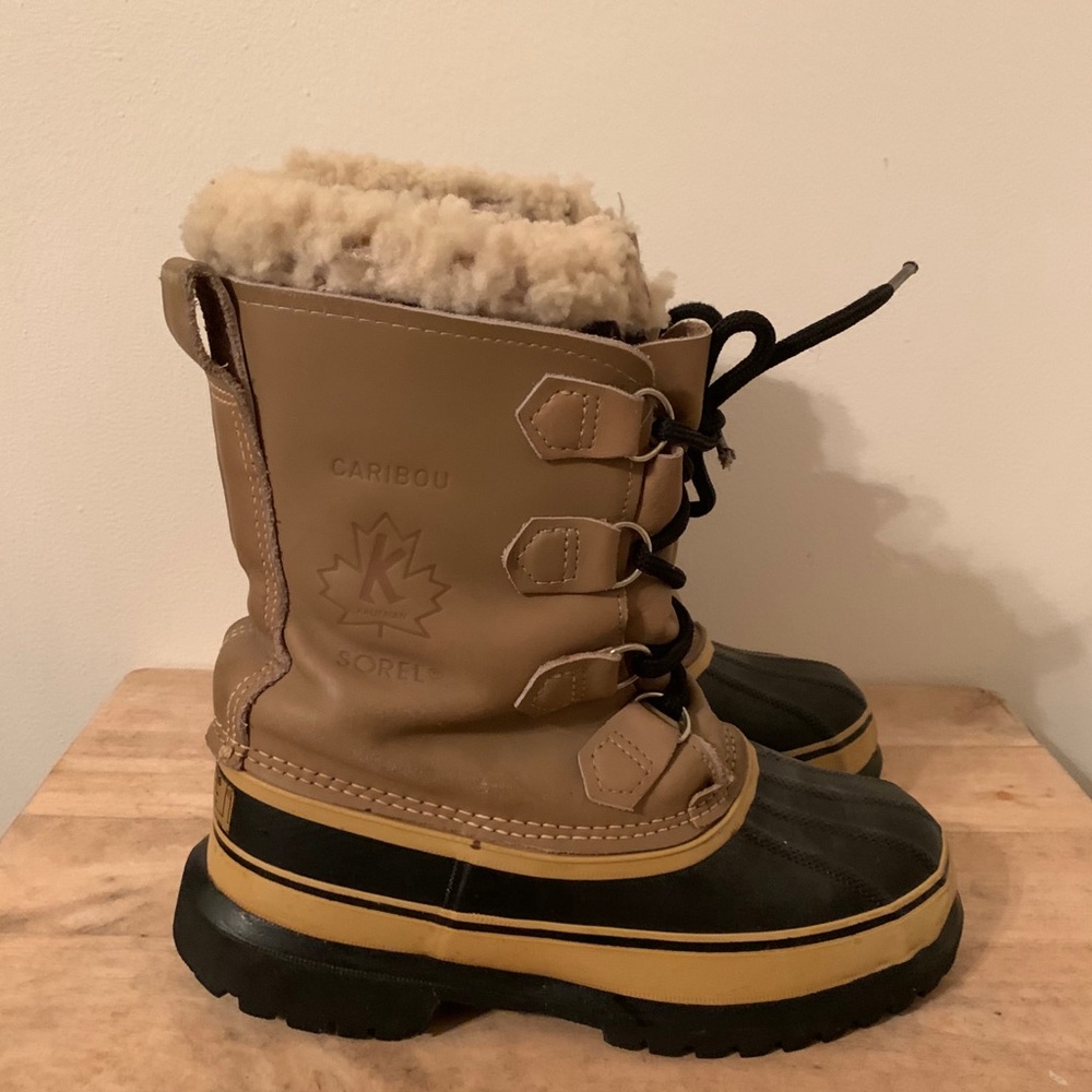 Sorel Caribou Kaufman Snow Boots Woman’s [Size: 5]